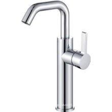 Hot Sale Solid Brass Kitchen Faucet (ICD-SKL3010A)